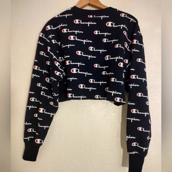 Champion Women Reverse Weave All-over Logo Cropped Cut Off Crewneck - Picture 9 of 9